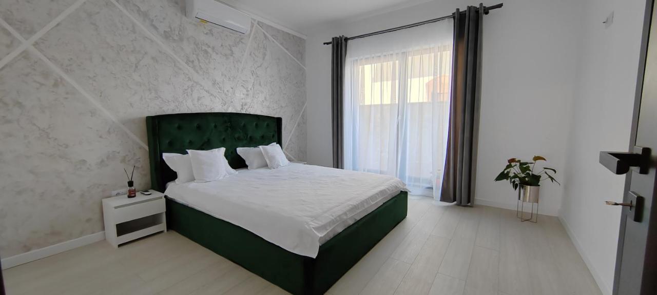 Casira Guesthouse Sînmartin Esterno foto