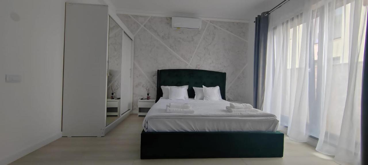 Casira Guesthouse Sînmartin Esterno foto