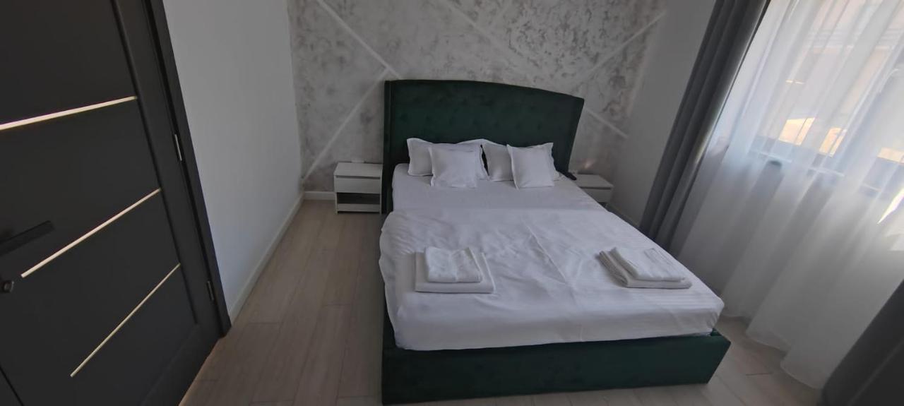 Casira Guesthouse Sînmartin Esterno foto