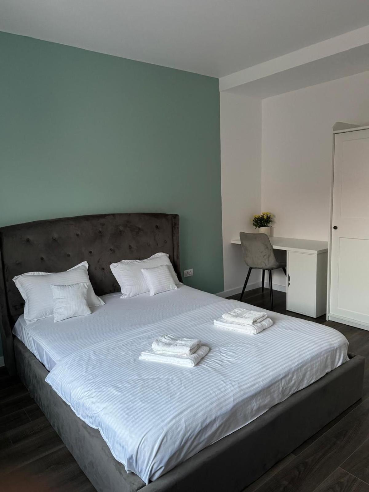 Casira Guesthouse Sînmartin Esterno foto