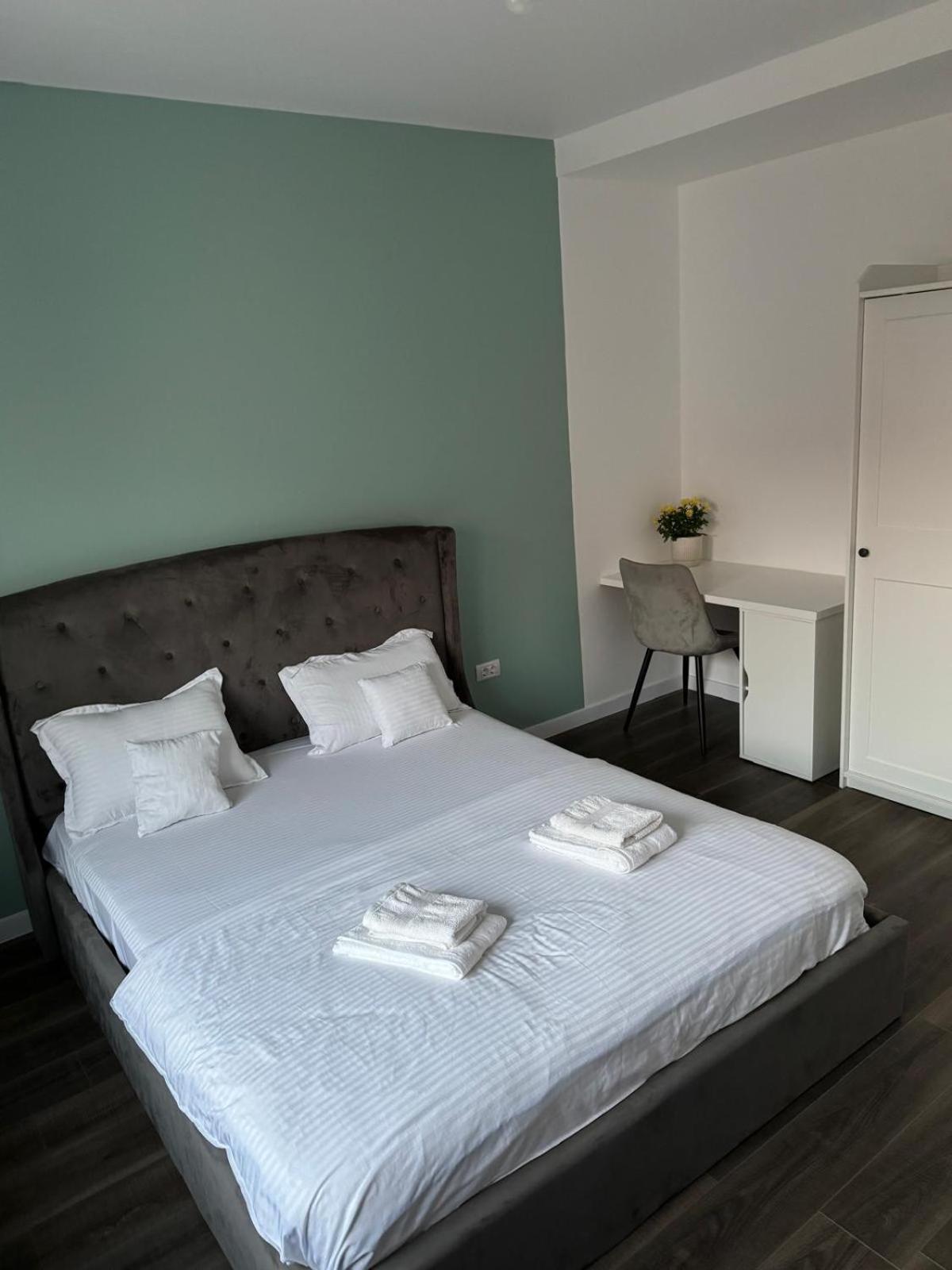 Casira Guesthouse Sînmartin Esterno foto